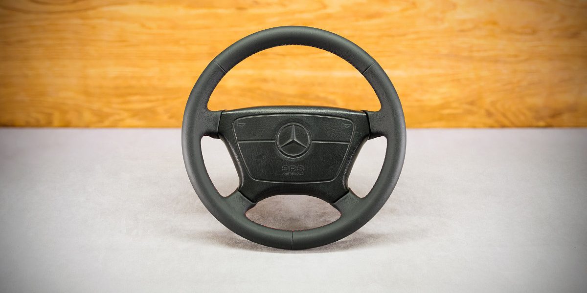 Mercedes-Benz 190 Custom steering wheel