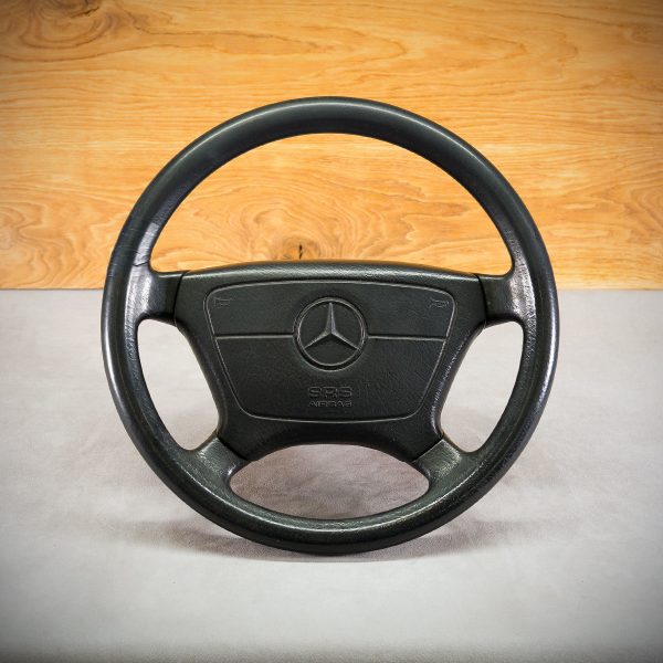 Mercedes-Benz 190 steering wheel before upholstery
