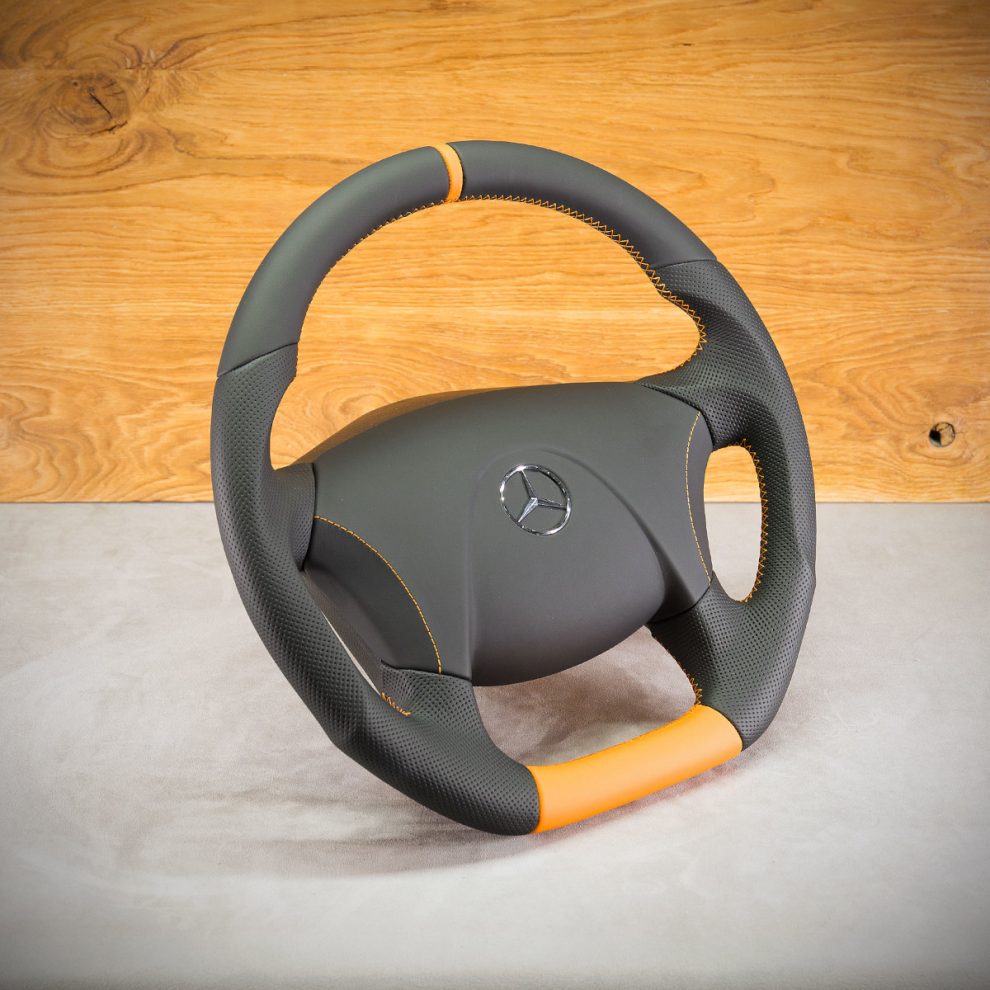 Mercedes-Benz Atego Custom steering wheel