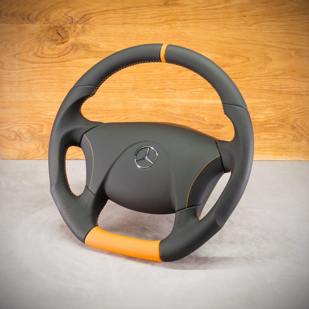 Mercedes-Benz Atego Custom steering wheel