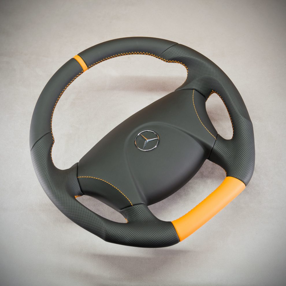 Mercedes-Benz Atego Custom steering wheel