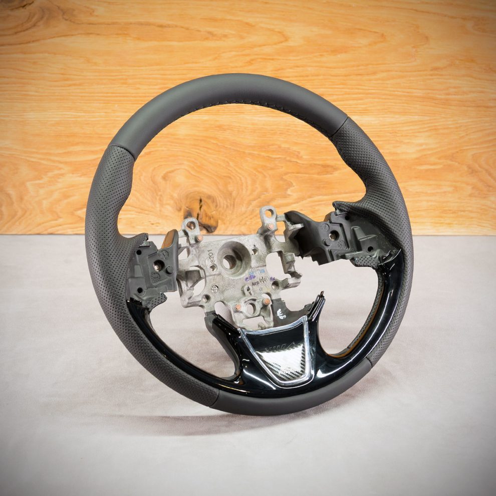 Mitsubishi Eclipse Custom steering wheel