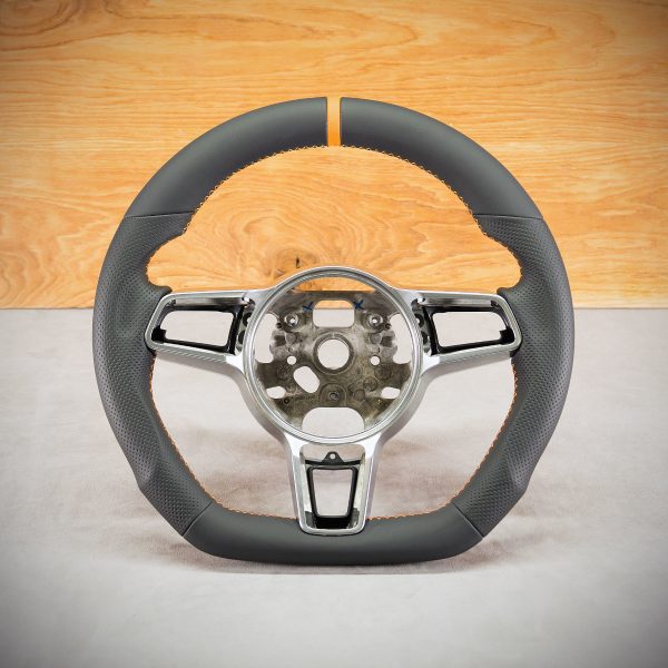 Porsche Macan steering wheel after modification Porsche Macan steering wheel after modification