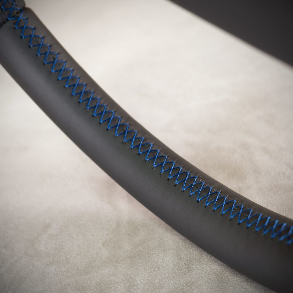 RAM ProMaster Custom steering wheel