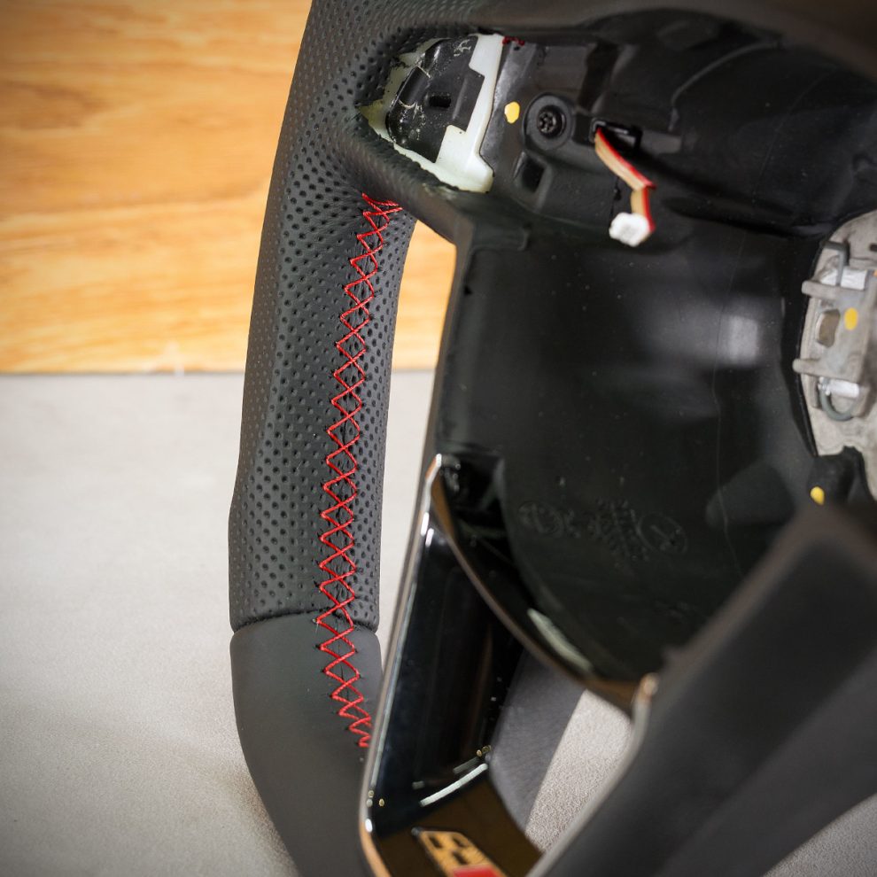 Seat Leon III Custom steering wheel