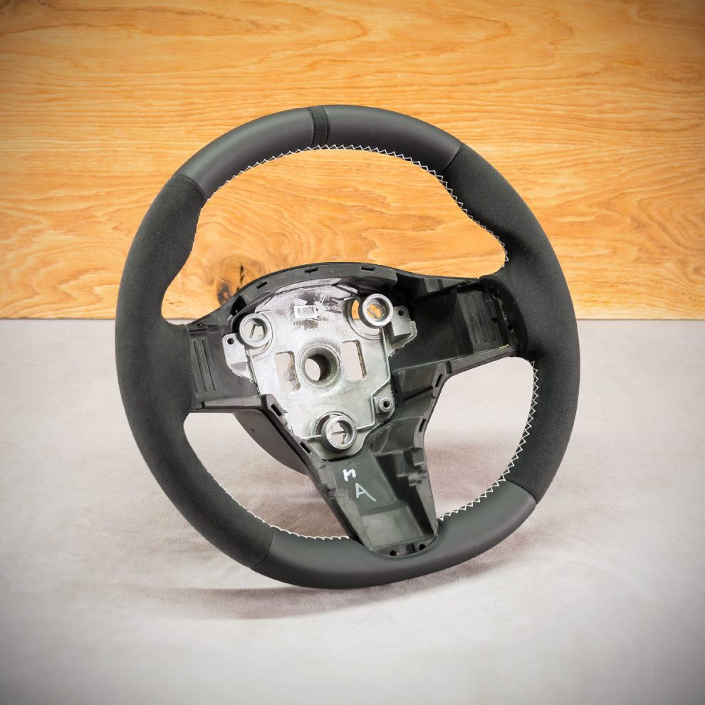 Tesla Model 3 Custom steering wheel