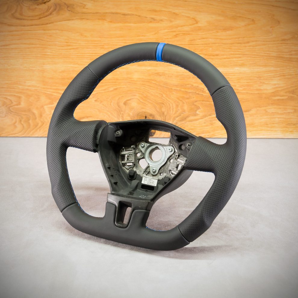 Volkswagen Transporter T5 Custom steering wheel