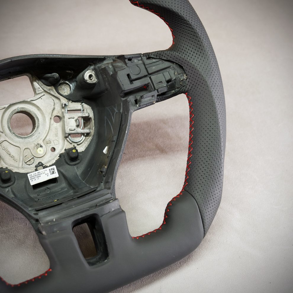 Volkswagen Transporter T6 Custom steering wheel