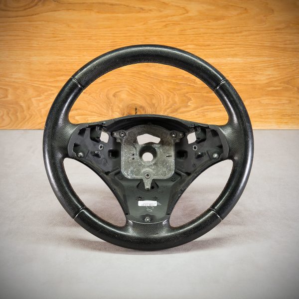 BMW E92 steering wheel before modification BMW E92 steering wheel before modification