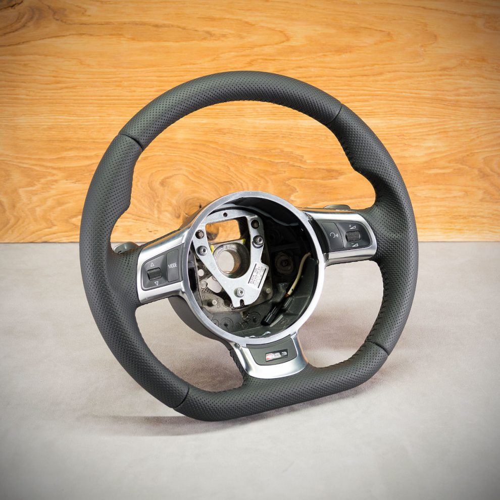 Audi RS3 Custom steering wheel