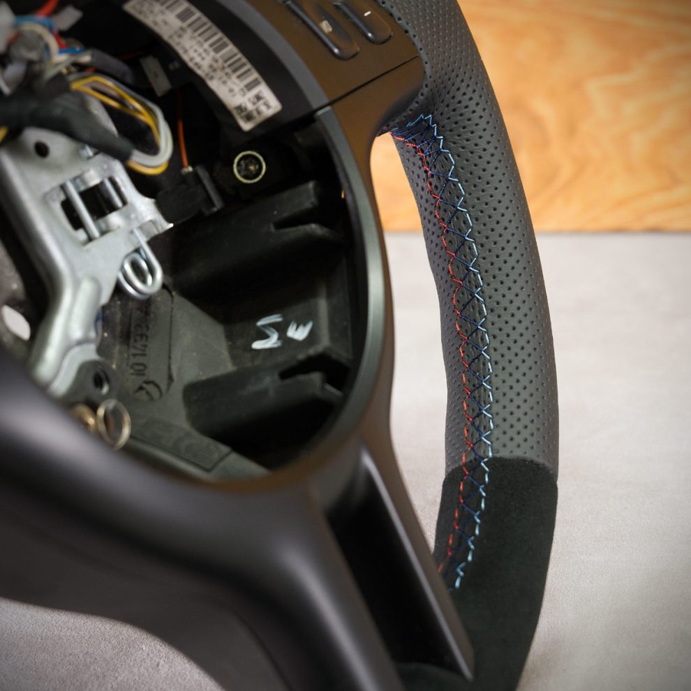 BMW E46 Custom steering wheel