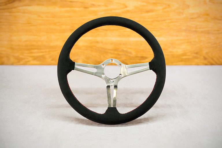 Momo Retro 360 Custom steering wheel