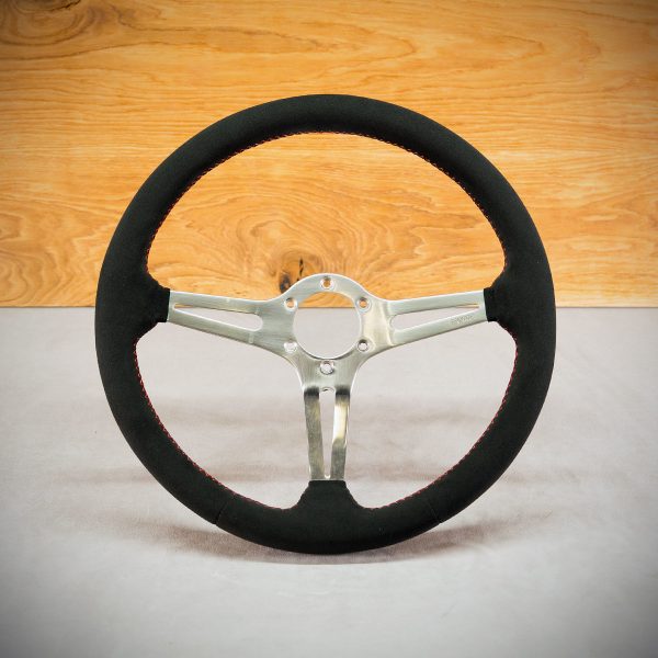 Momo Retro 360 steering wheel after upholstery Momo Retro 360 steering wheel after upholstery