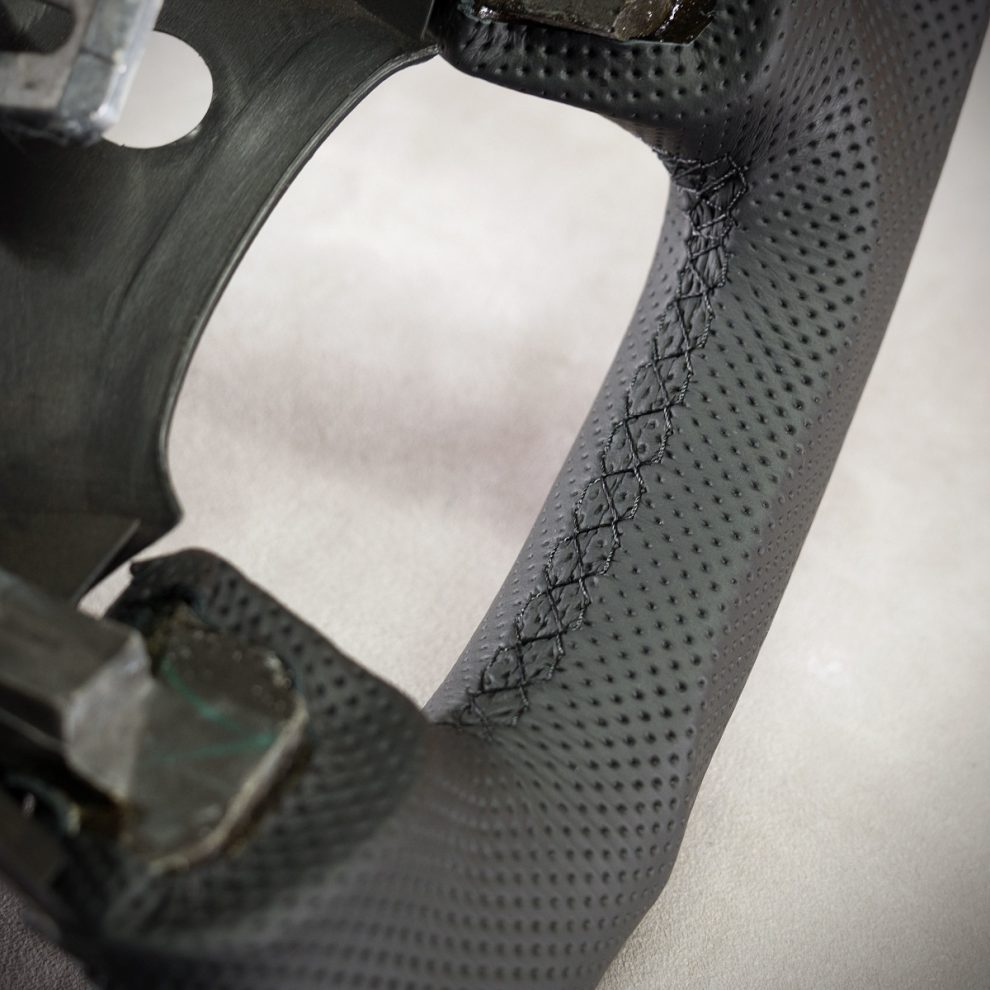 Nissan Patrol Custom steering wheel