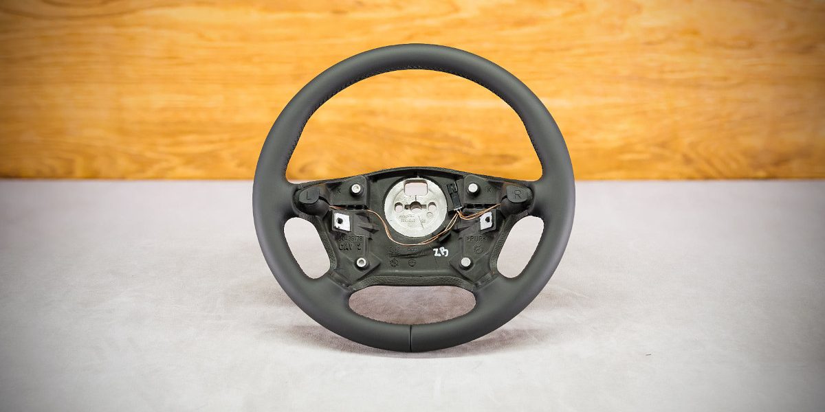 Opel Vectra Custom steering wheel
