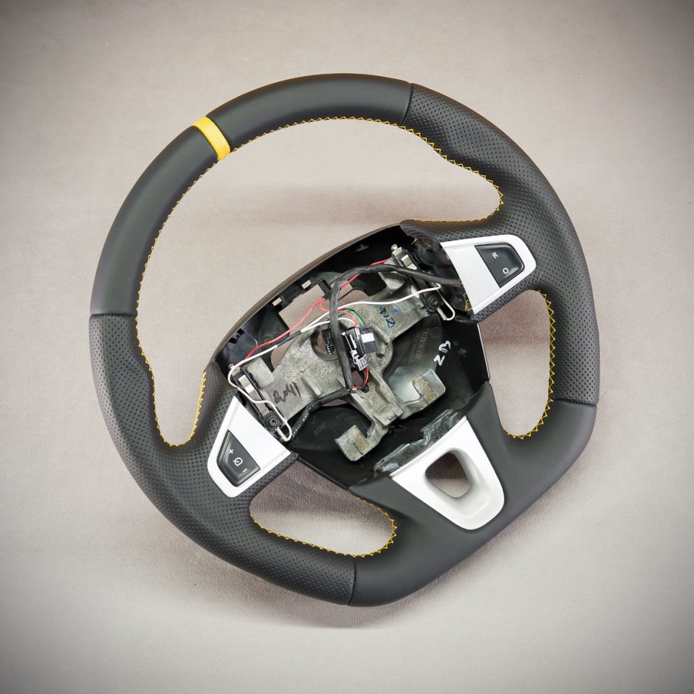 Renault Megane III RS Custom steering wheel