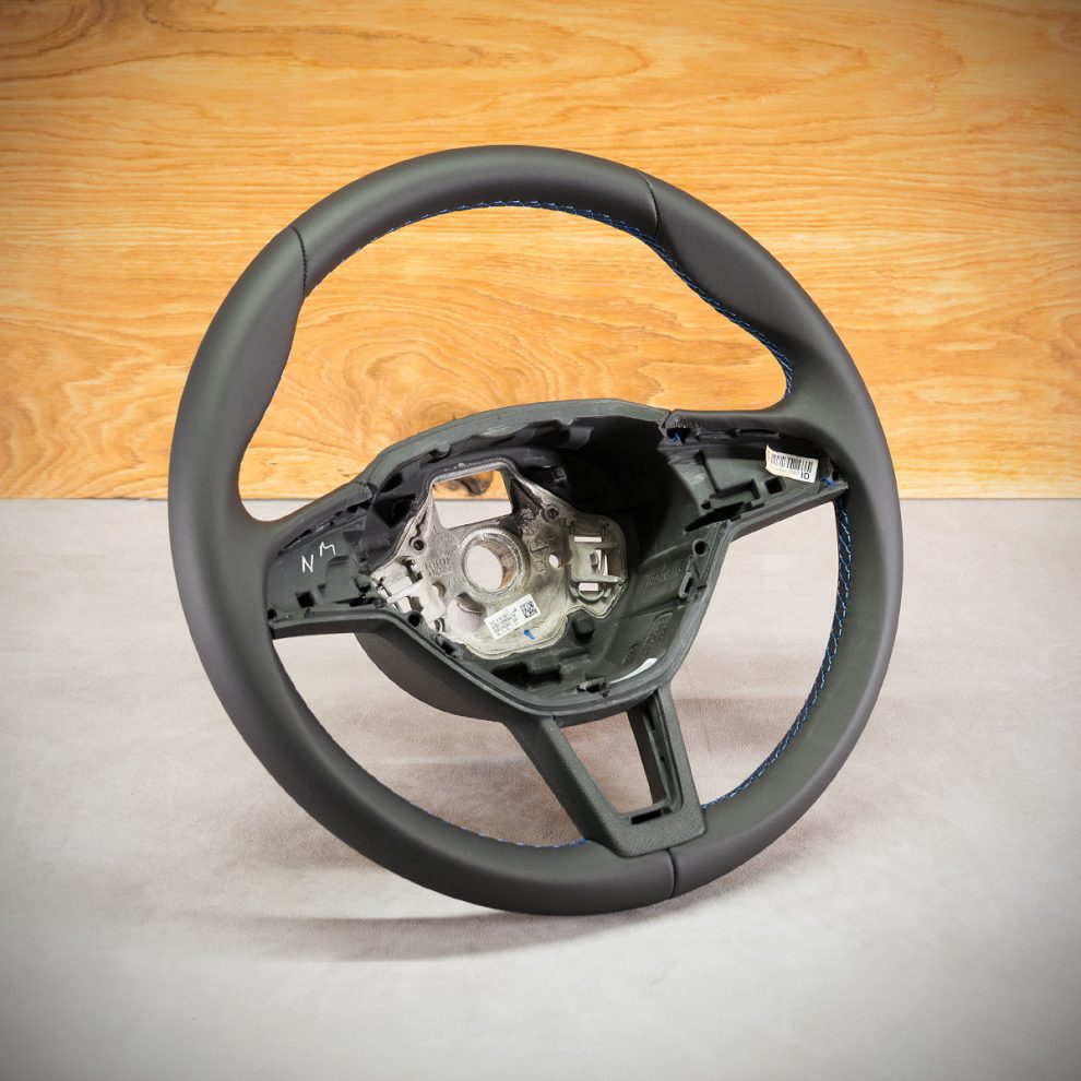 Skoda Octavia III Custom steering wheel