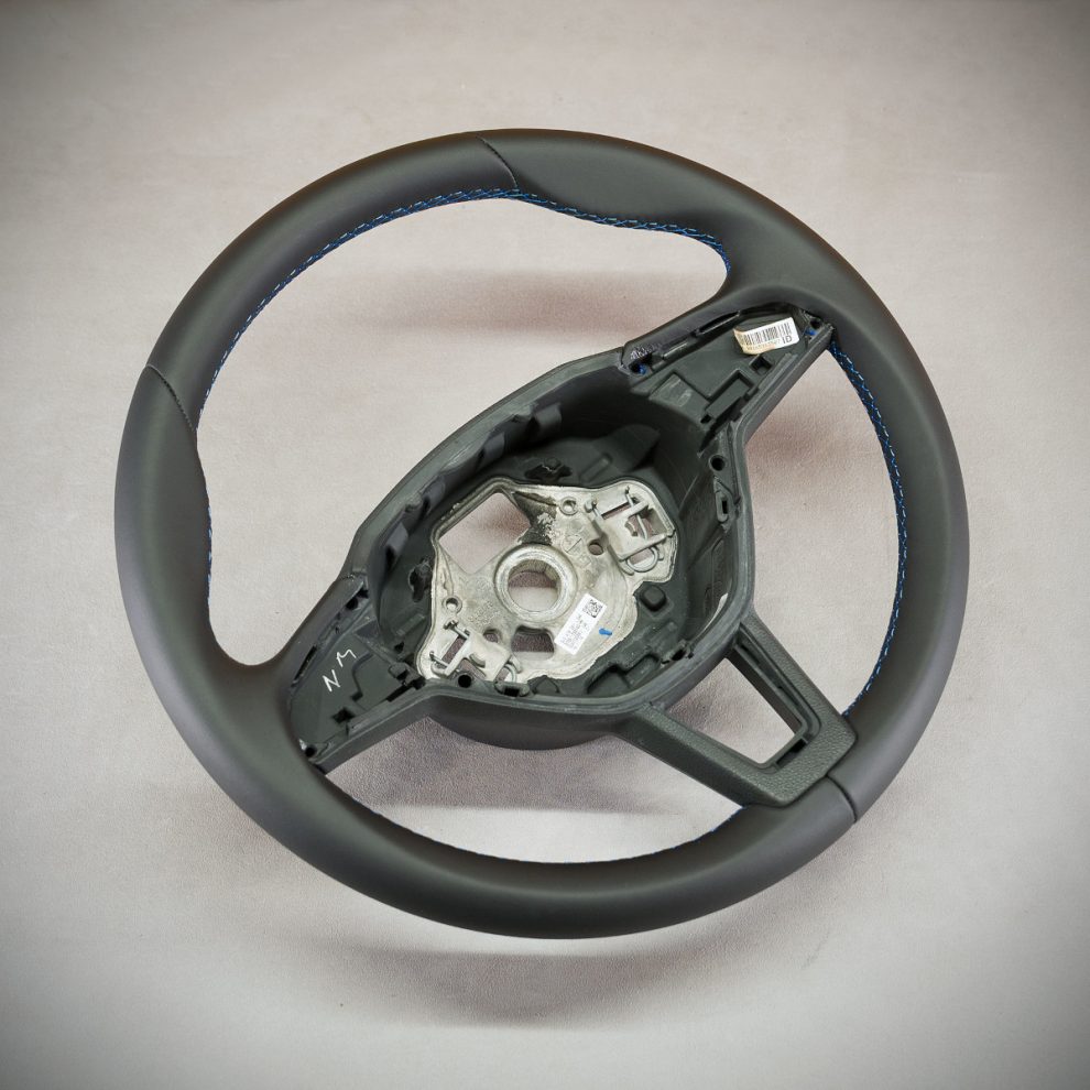 Skoda Octavia III Custom steering wheel