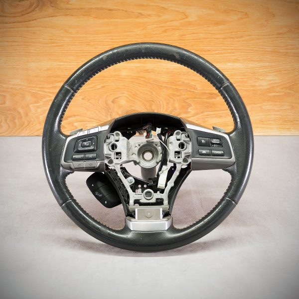 Subaru Forester steering wheel before modification