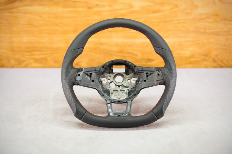 Volkswagen Polo 6C GTI Custom steering wheel