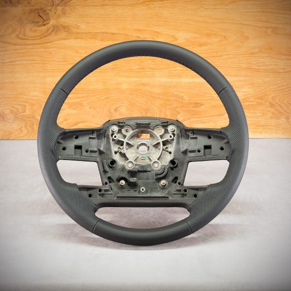 Volvo FH steering wheel after upholstery Volvo FH steering wheel after upholstery