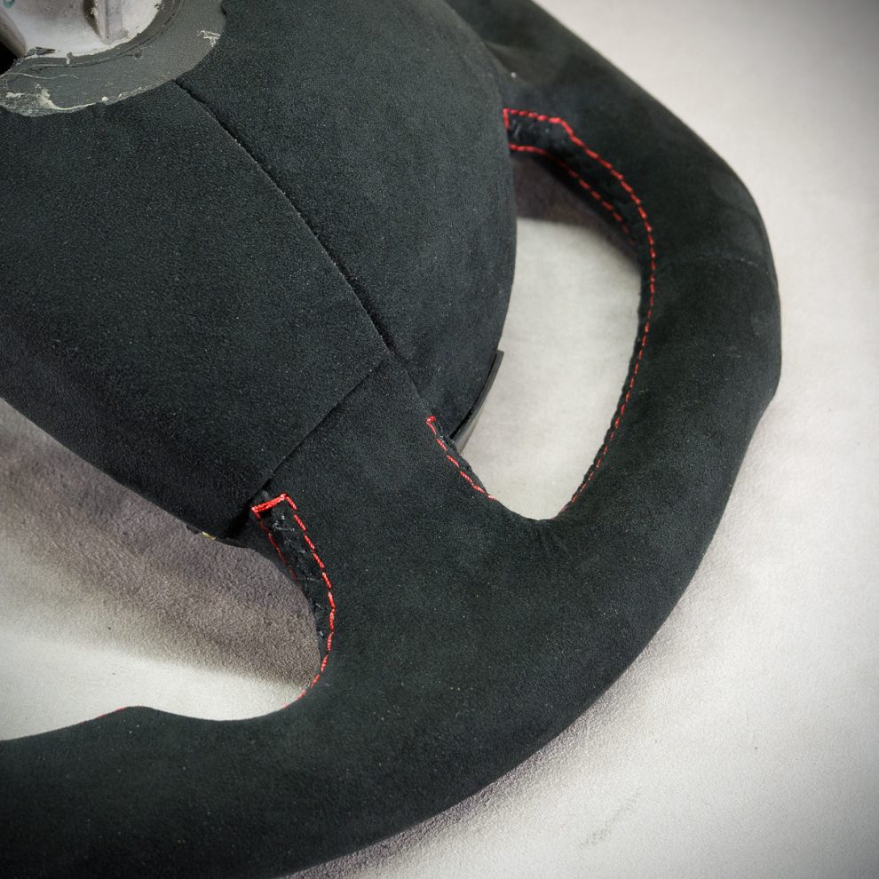 Renault Clio III Custom steering wheel