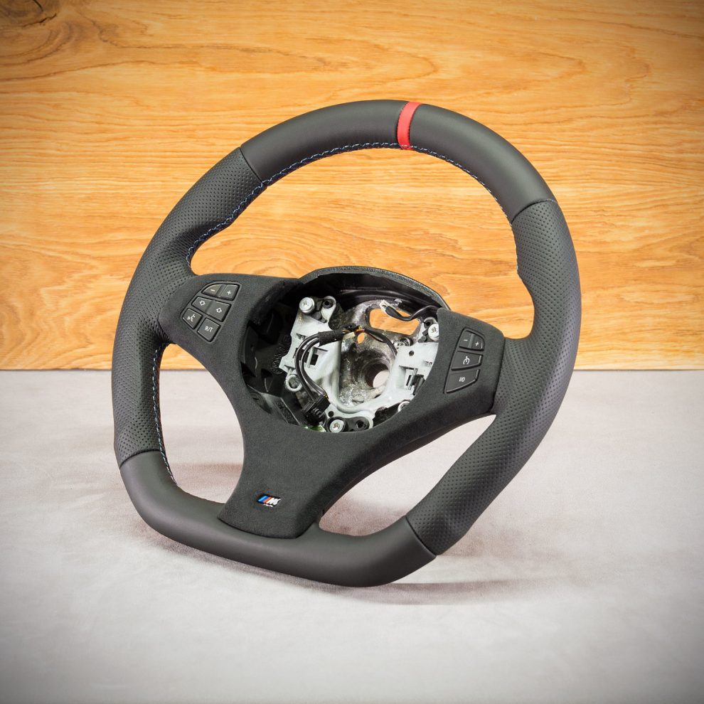 BMW X5 E83 Custom steering wheel