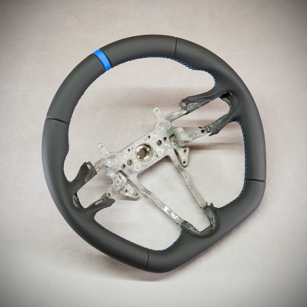 Honda Civic VIII Custom steering wheel