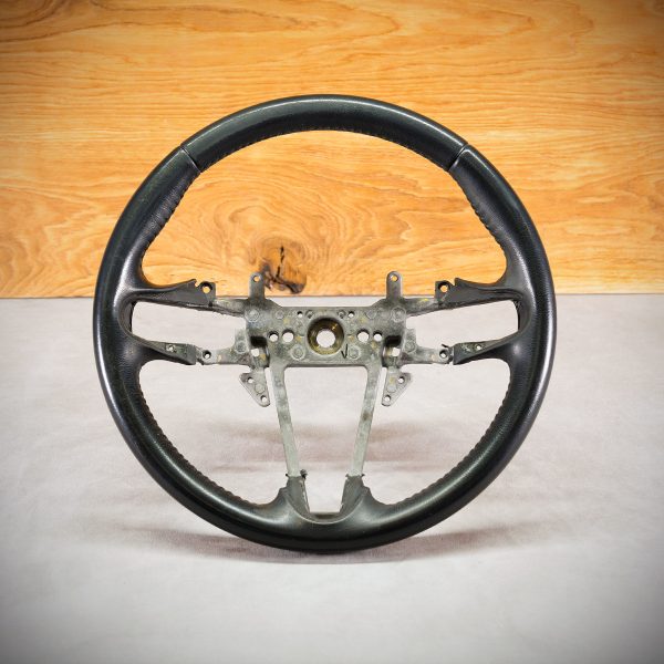 Honda Civic VIII steering wheel before modification