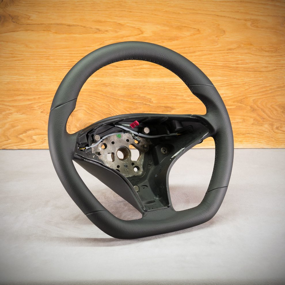 Mercedes-Benz CLS W219 Custom steering wheel