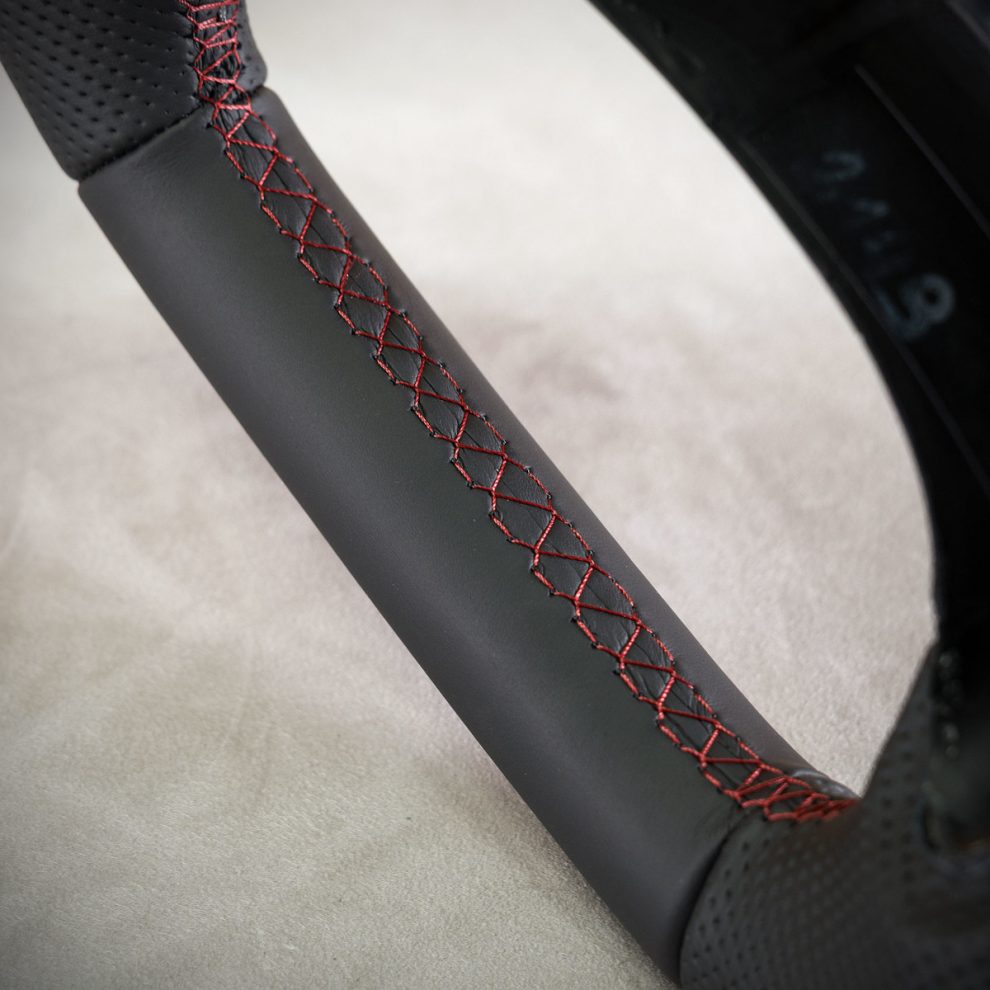Mercedes-Benz CLS W219 Custom steering wheel