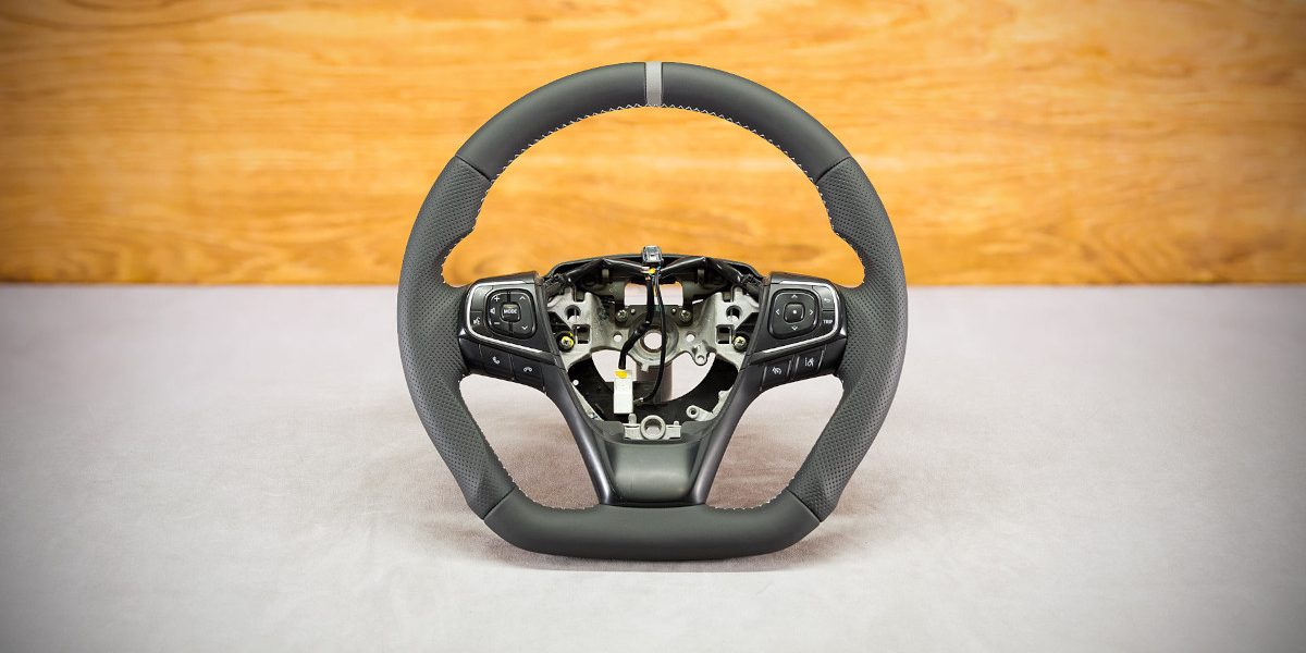 Toyota Avensis T27 Custom steering wheel Toyota Avensis T27 Custom steering wheel