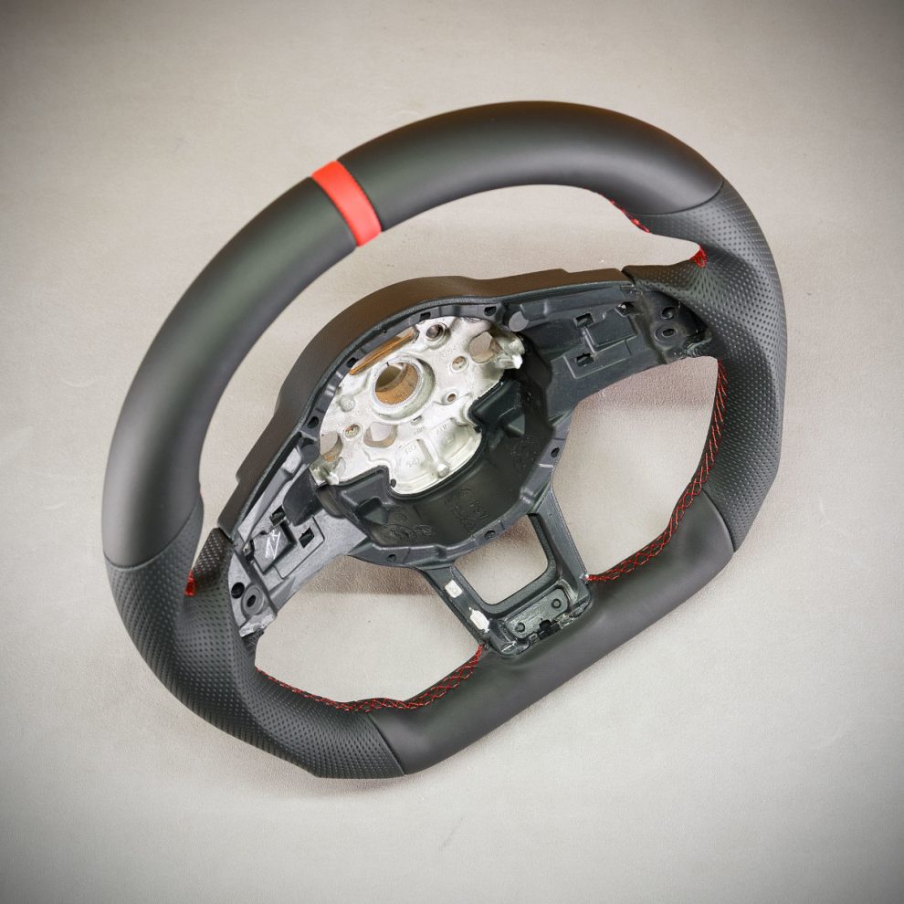 Volkswagen T-Roc Custom steering wheel