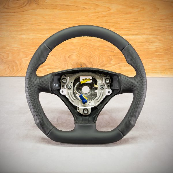 Audi A4 B6 steering wheel after modification