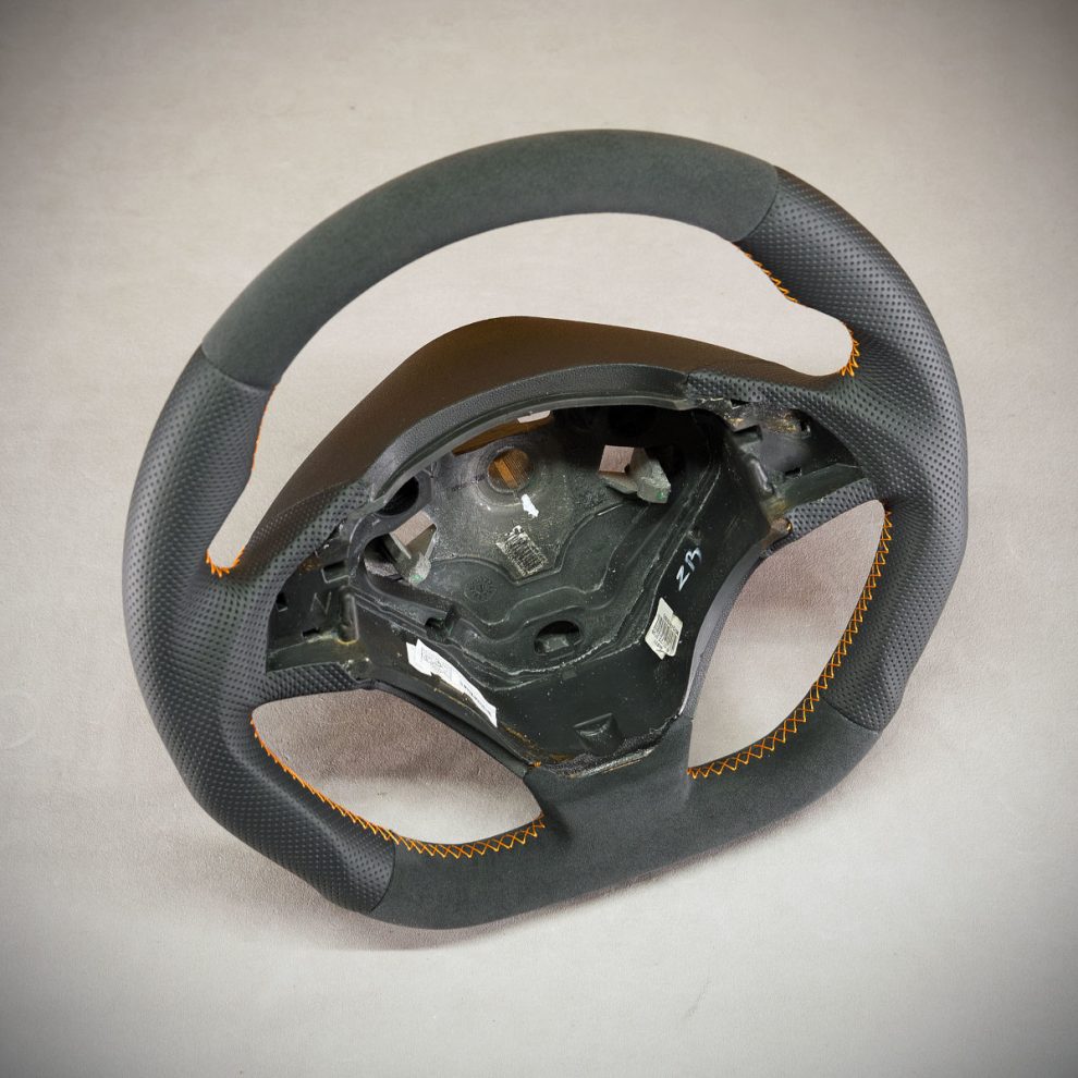 Fiat Punto Custom steering wheel