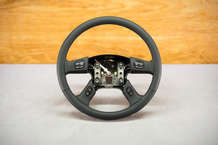 Hummer H2 Custom steering wheel