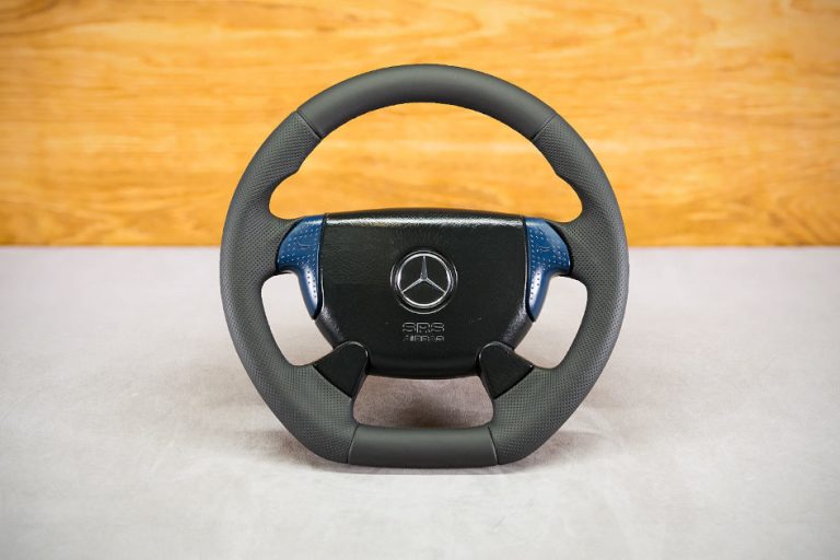 Mercedes-Benz SLK R170 Custom steering wheel