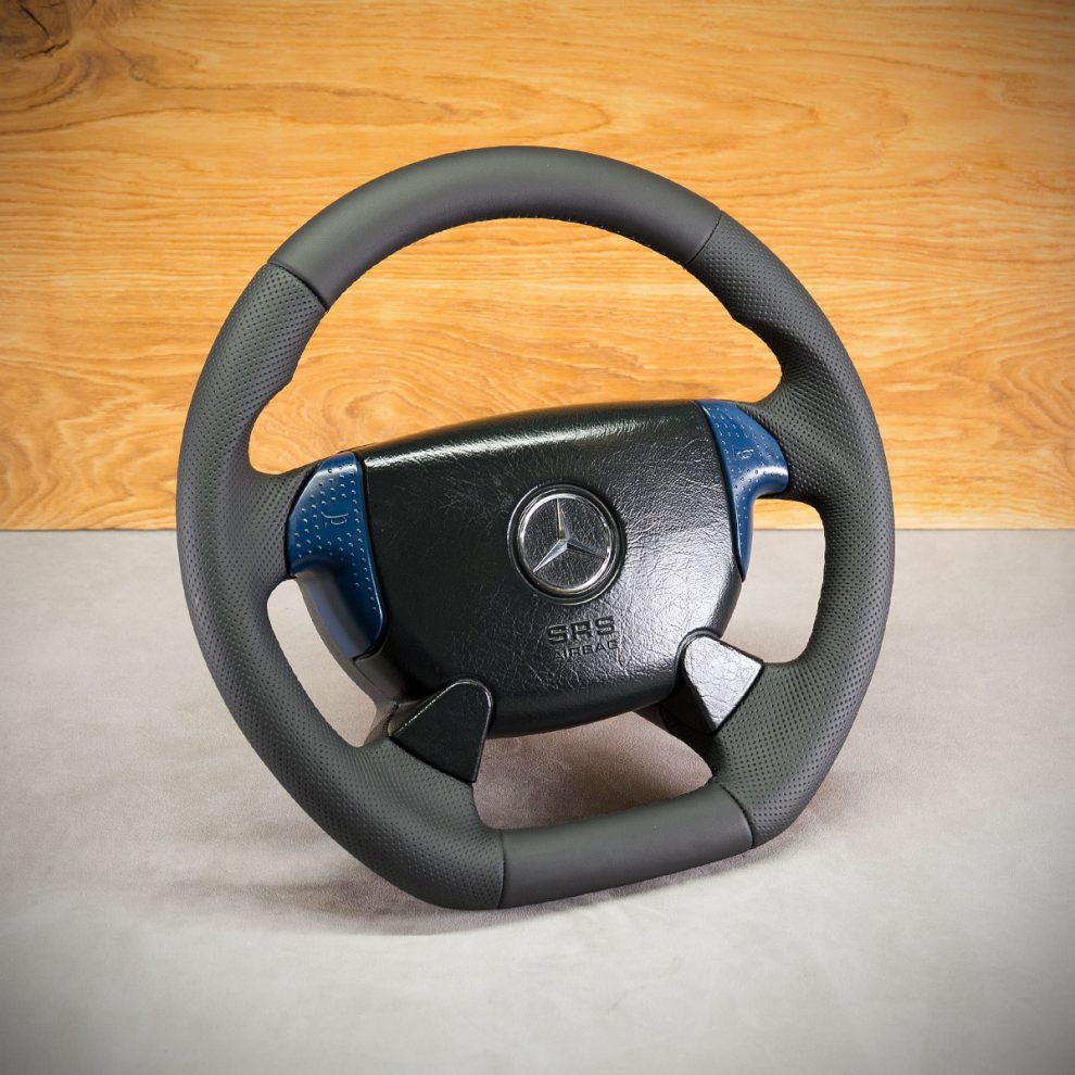 Mercedes-Benz SLK R170 Custom steering wheel