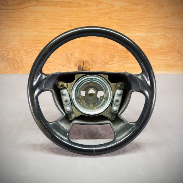 Mercedes-Benz SLK R170 steering wheel before modification Mercedes-Benz SLK R170 steering wheel before modification