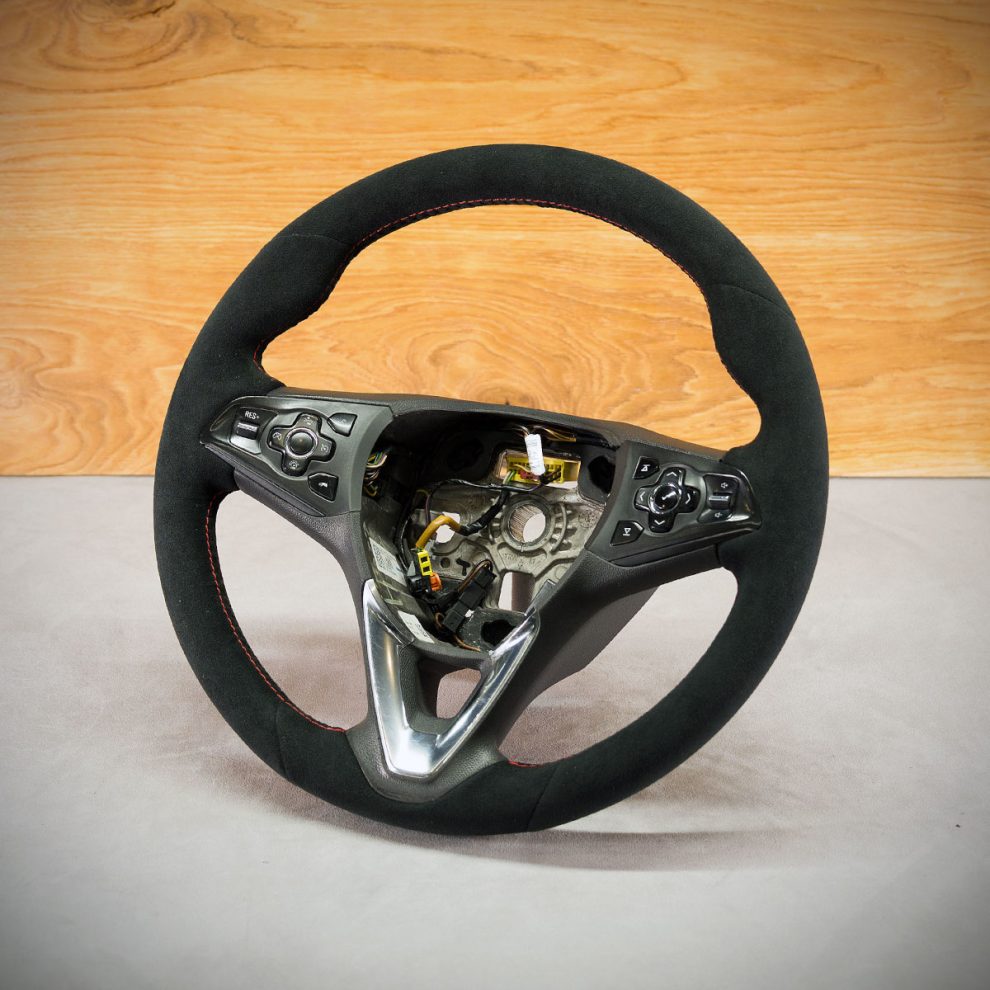 Opel Astra K Custom steering wheel