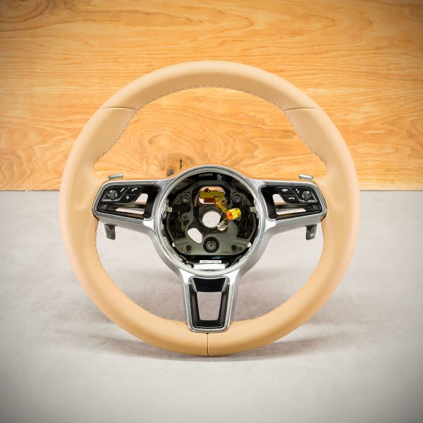 Porsche Macan steering wheel after upholstery Porsche Macan steering wheel after upholstery