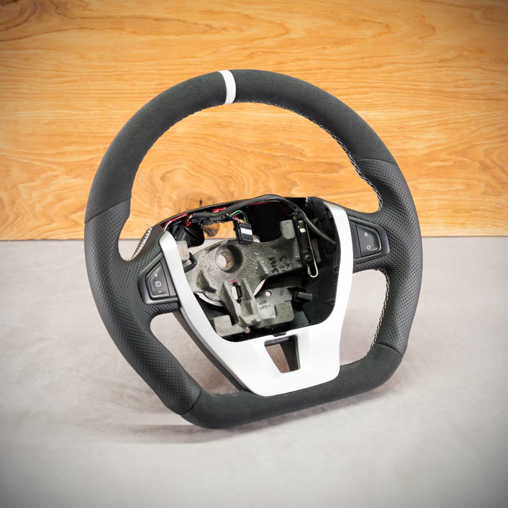 Renault Laguna III Custom steering wheel
