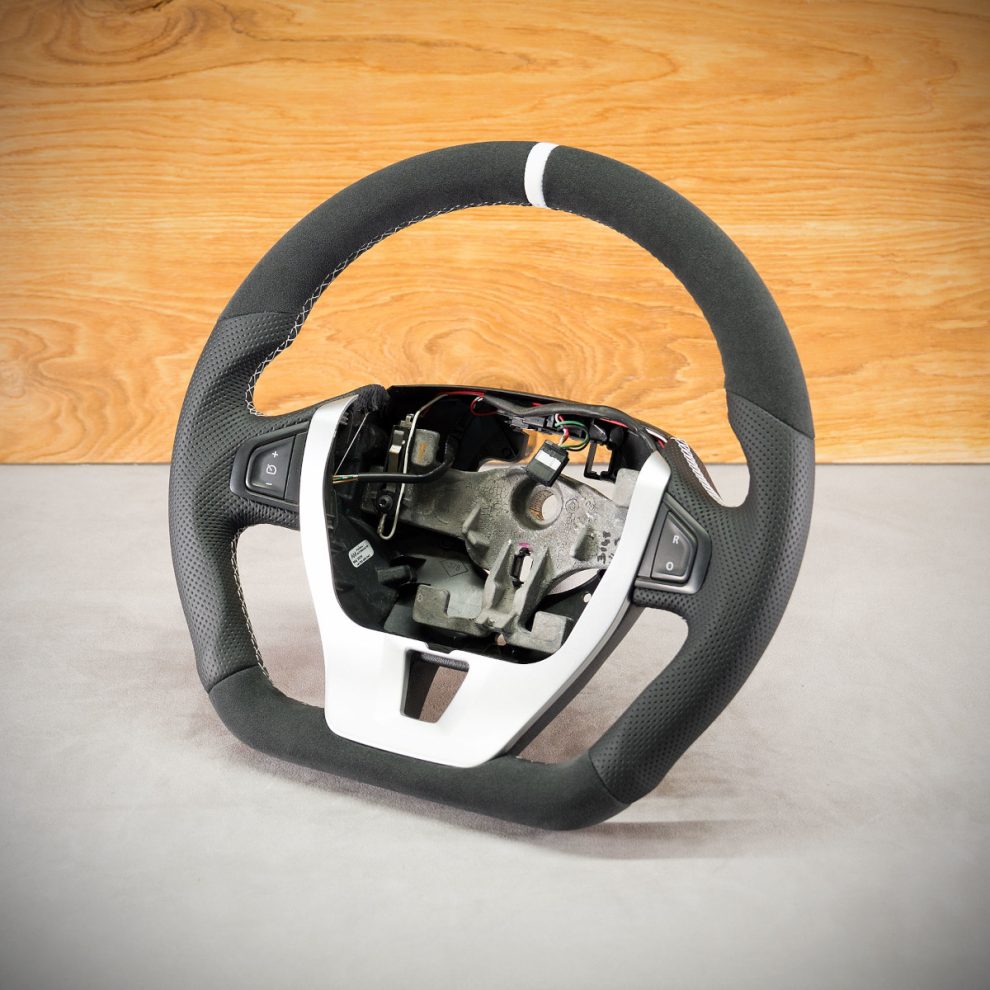 Renault Laguna III Custom steering wheel