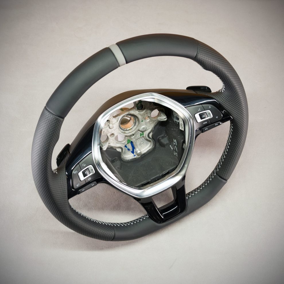 Volkswagen Passat B8 Custom steering wheel