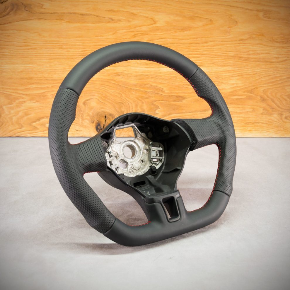 Volkswagen Polo Custom steering wheel