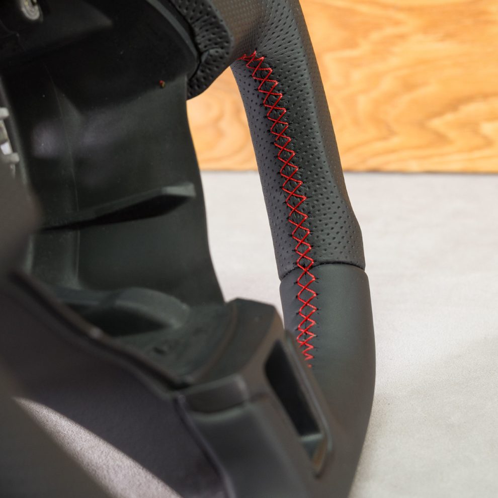 Volkswagen Polo Custom steering wheel