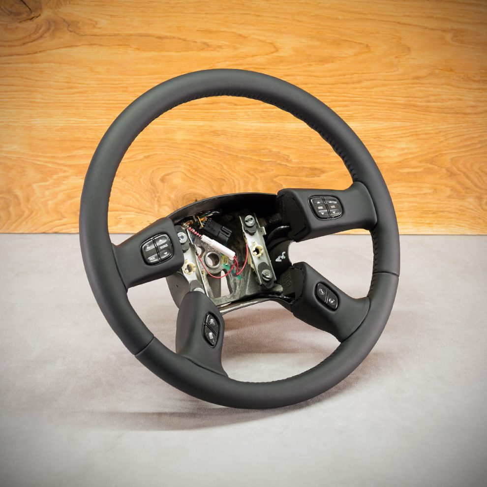Hummer H2 Custom steering wheel