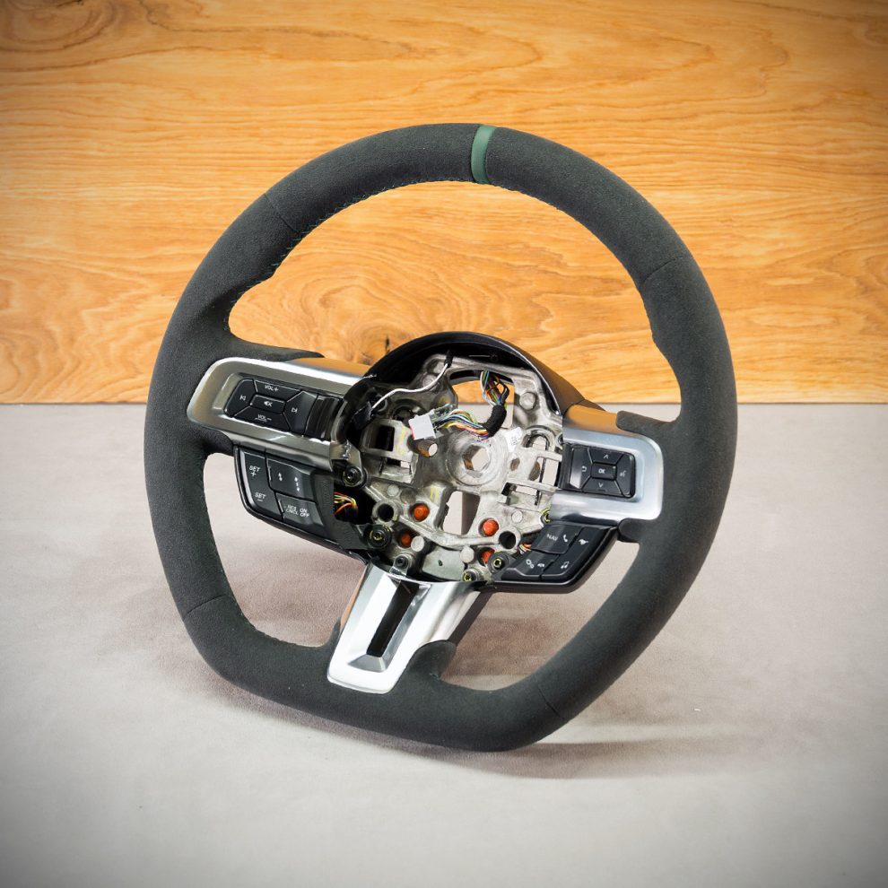 Ford Mustang VI Custom steering wheel