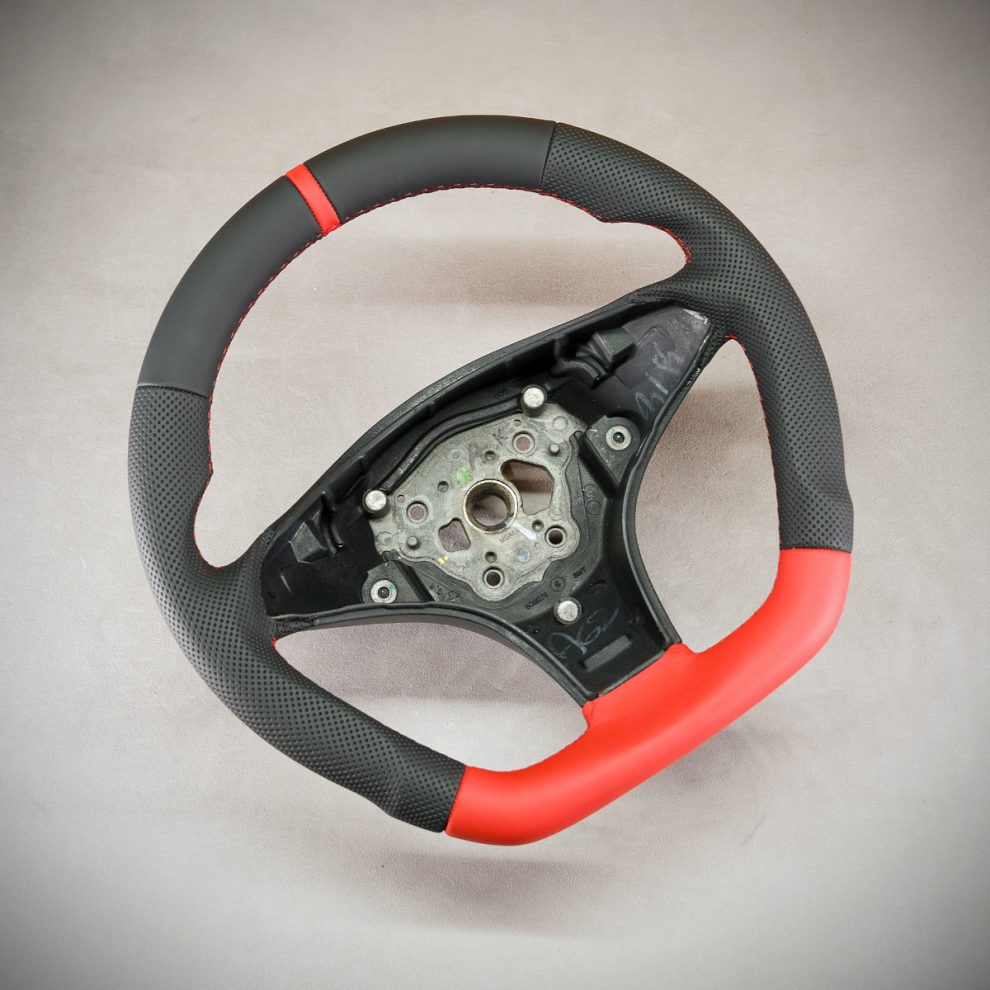 Mercedes-Benz SLK R171 Custom steering wheel