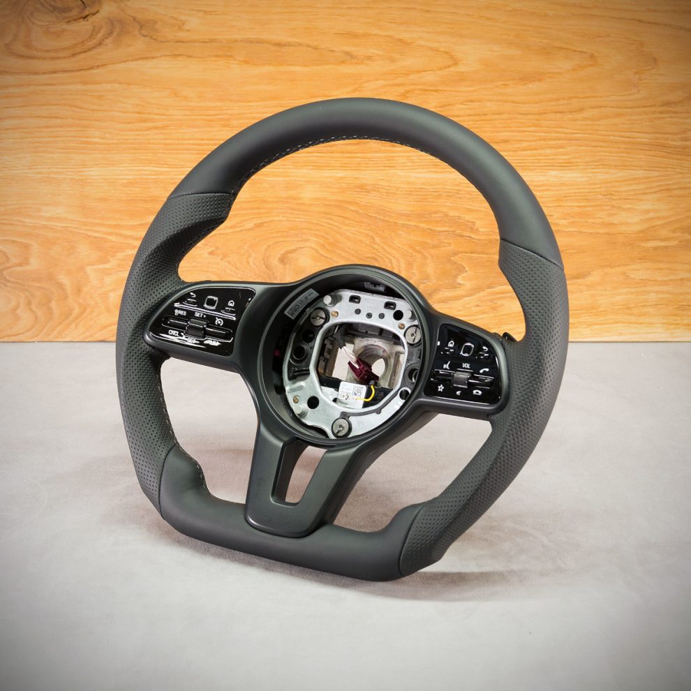 Mercedes-Benz Sprinter W907 Custom steering wheel